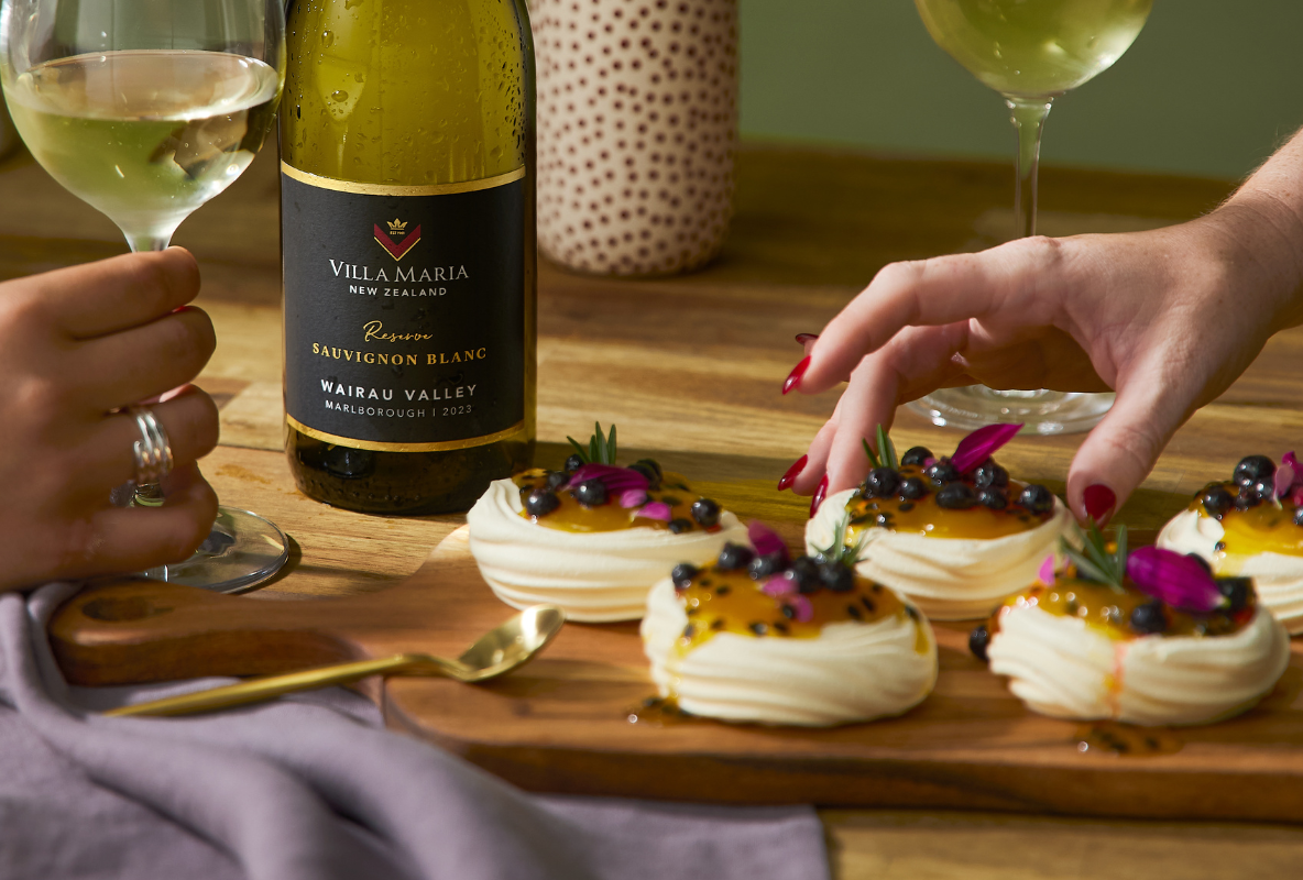 Mini Pavlovas with Passionfruit Curd